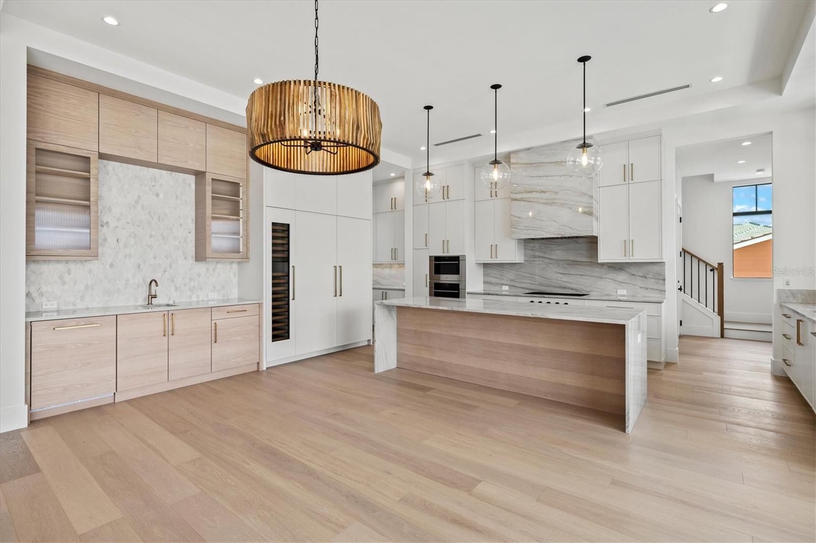 COUNTRY CLUB SHORES IV - Residential