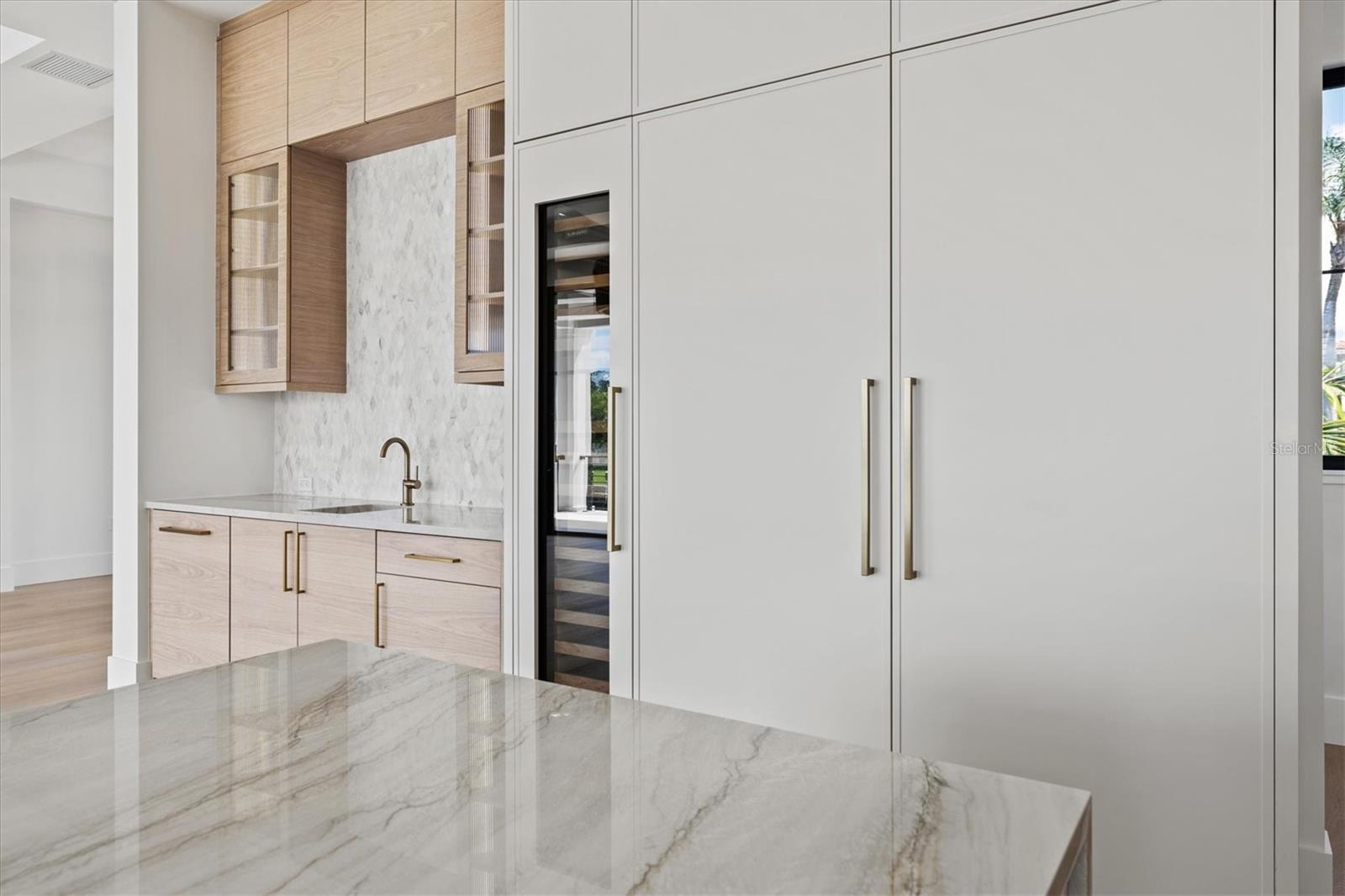 COUNTRY CLUB SHORES IV - Residential