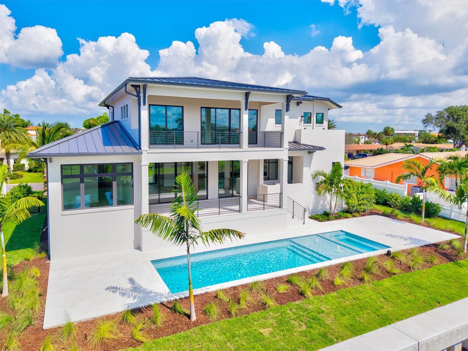 COUNTRY CLUB SHORES IV - Residential