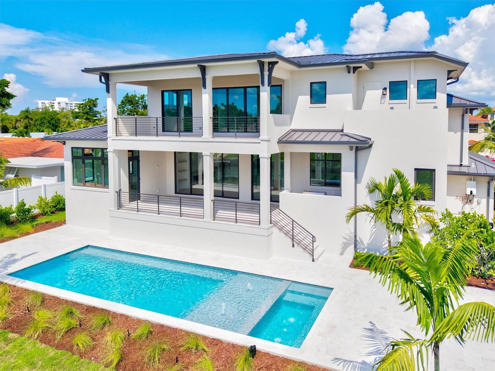COUNTRY CLUB SHORES IV - Residential