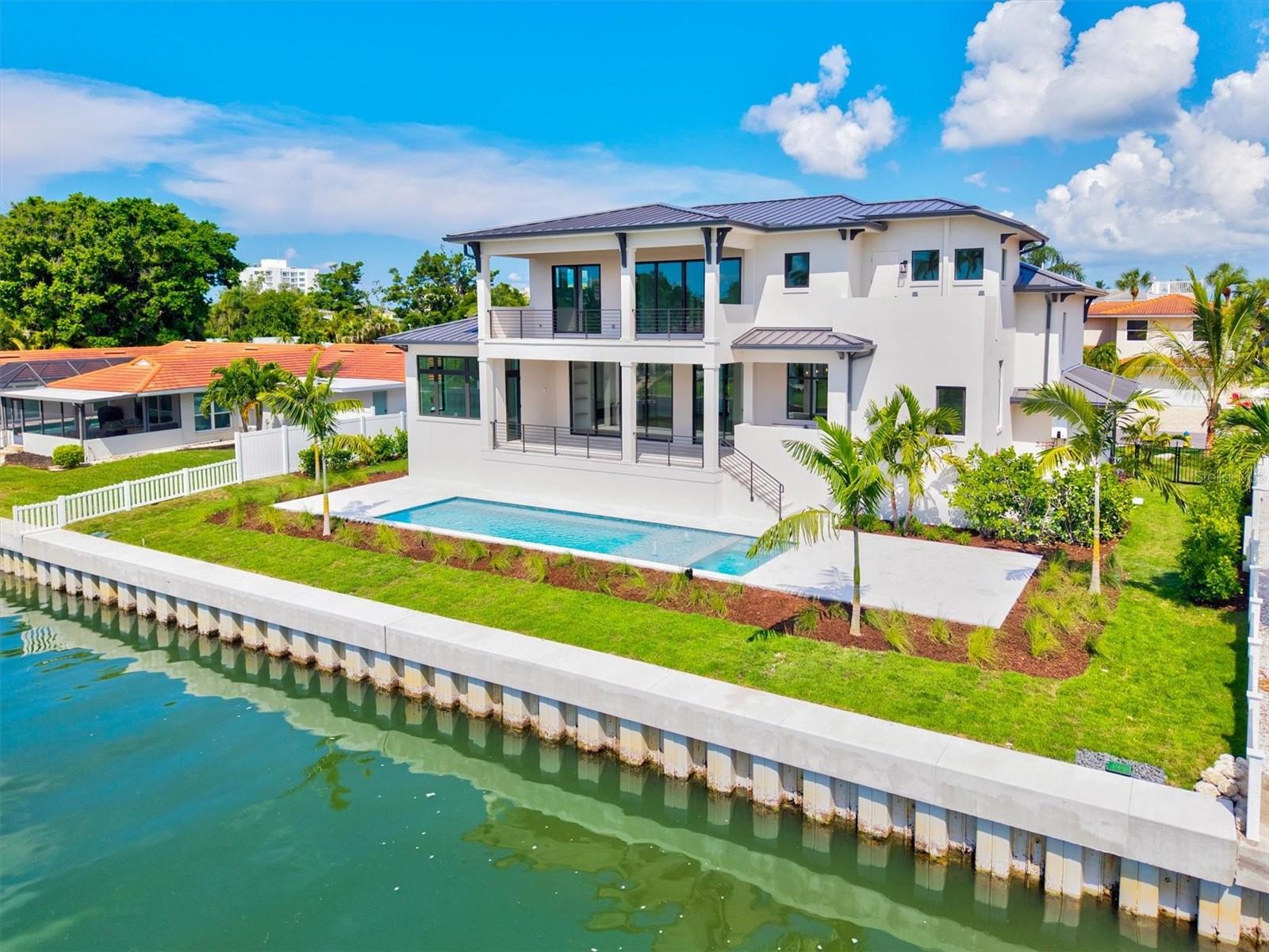 COUNTRY CLUB SHORES IV - Residential