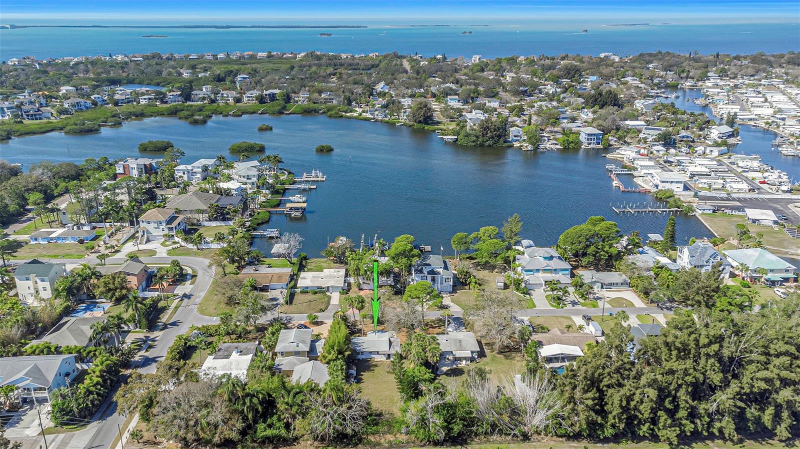 SUTHERLAND SHORES - Residential