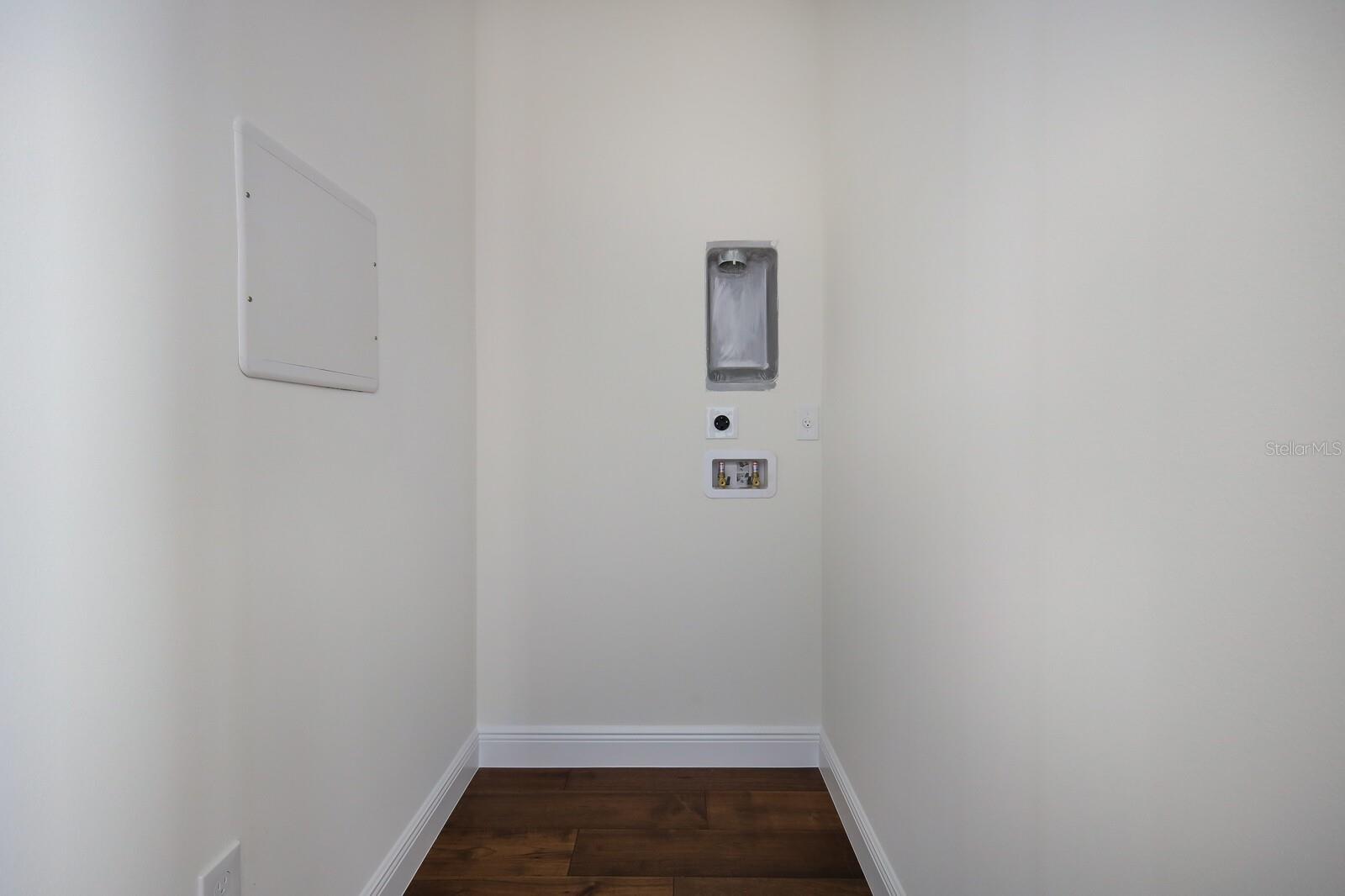 GRANADA SUB - Residential