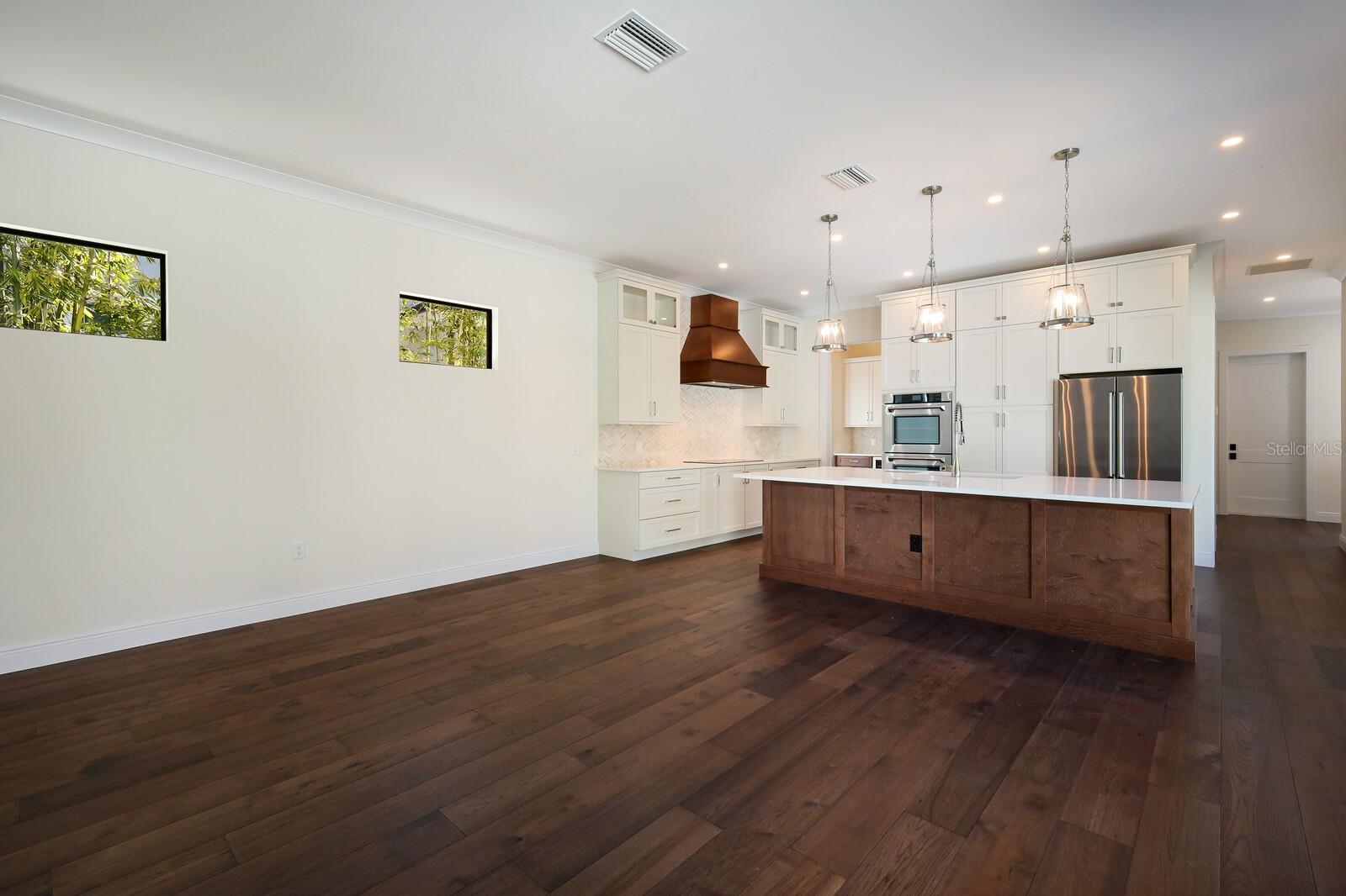 GRANADA SUB - Residential