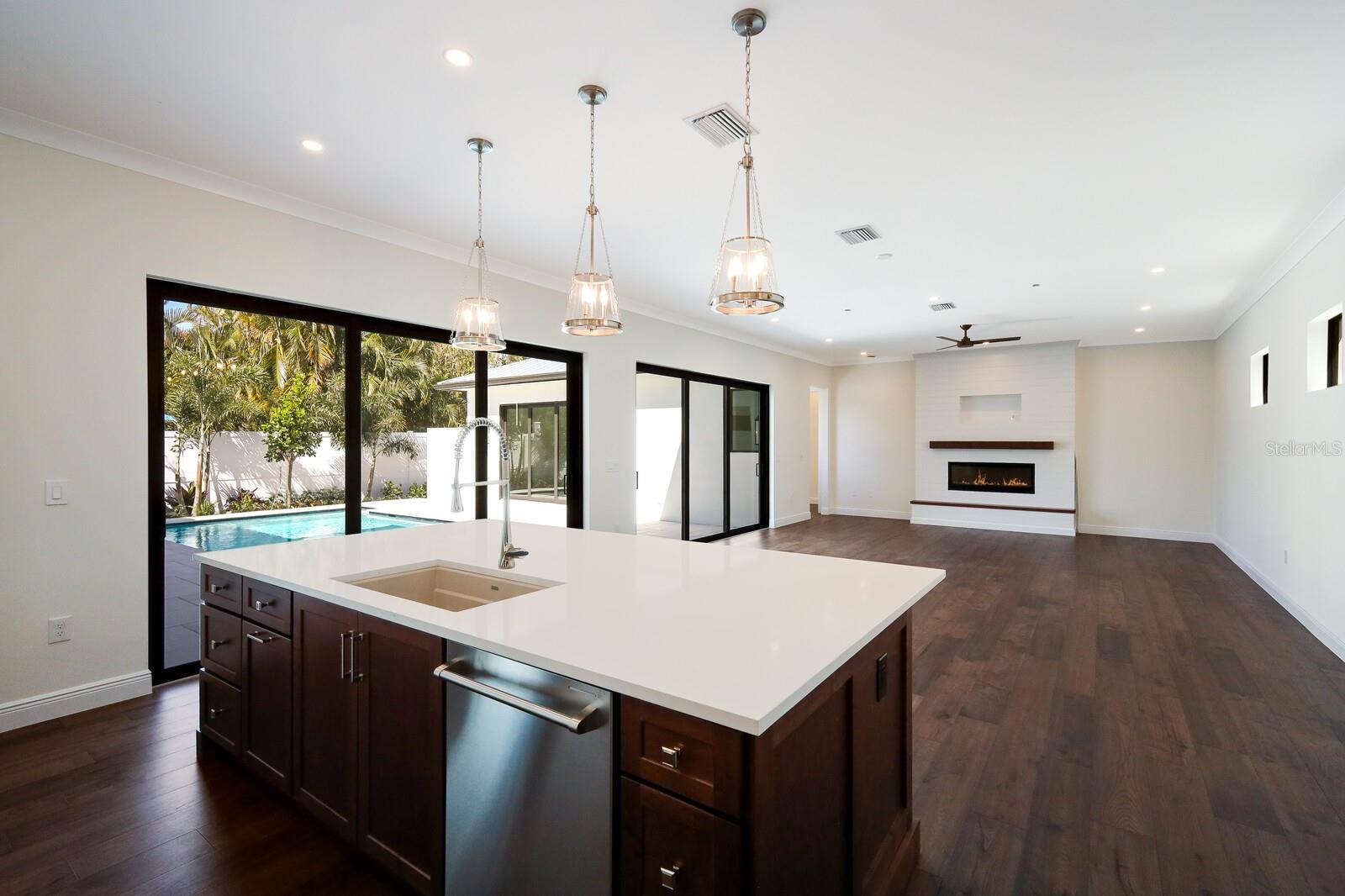 GRANADA SUB - Residential