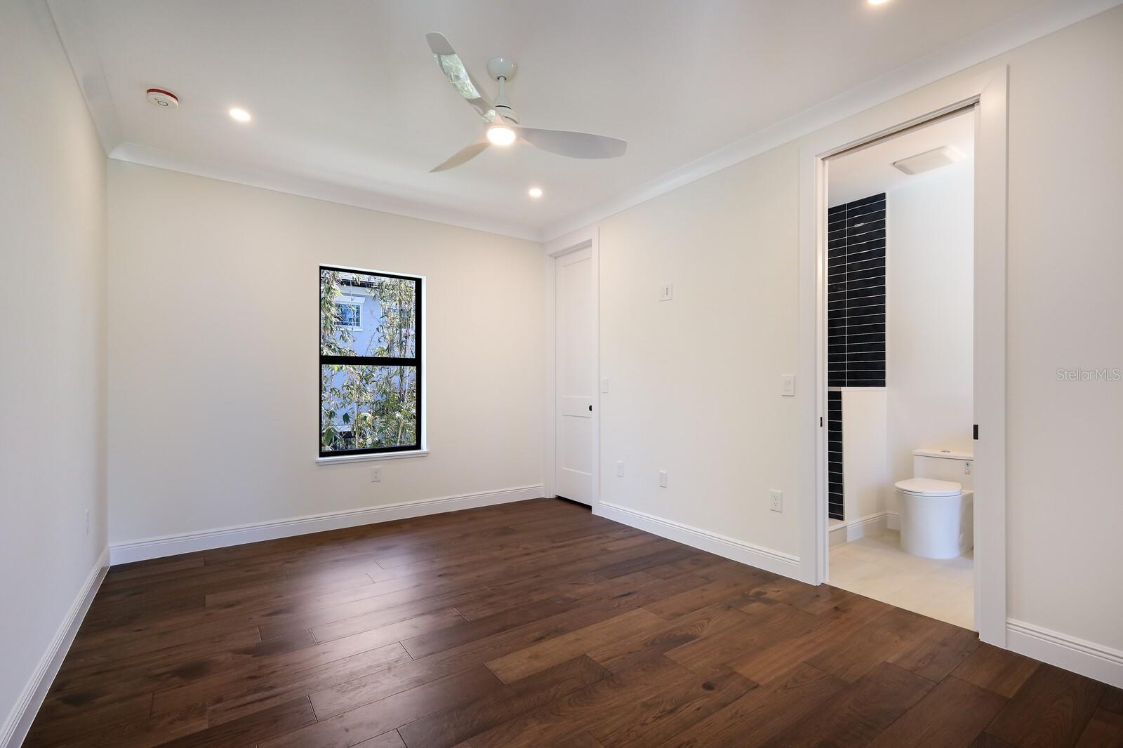 GRANADA SUB - Residential