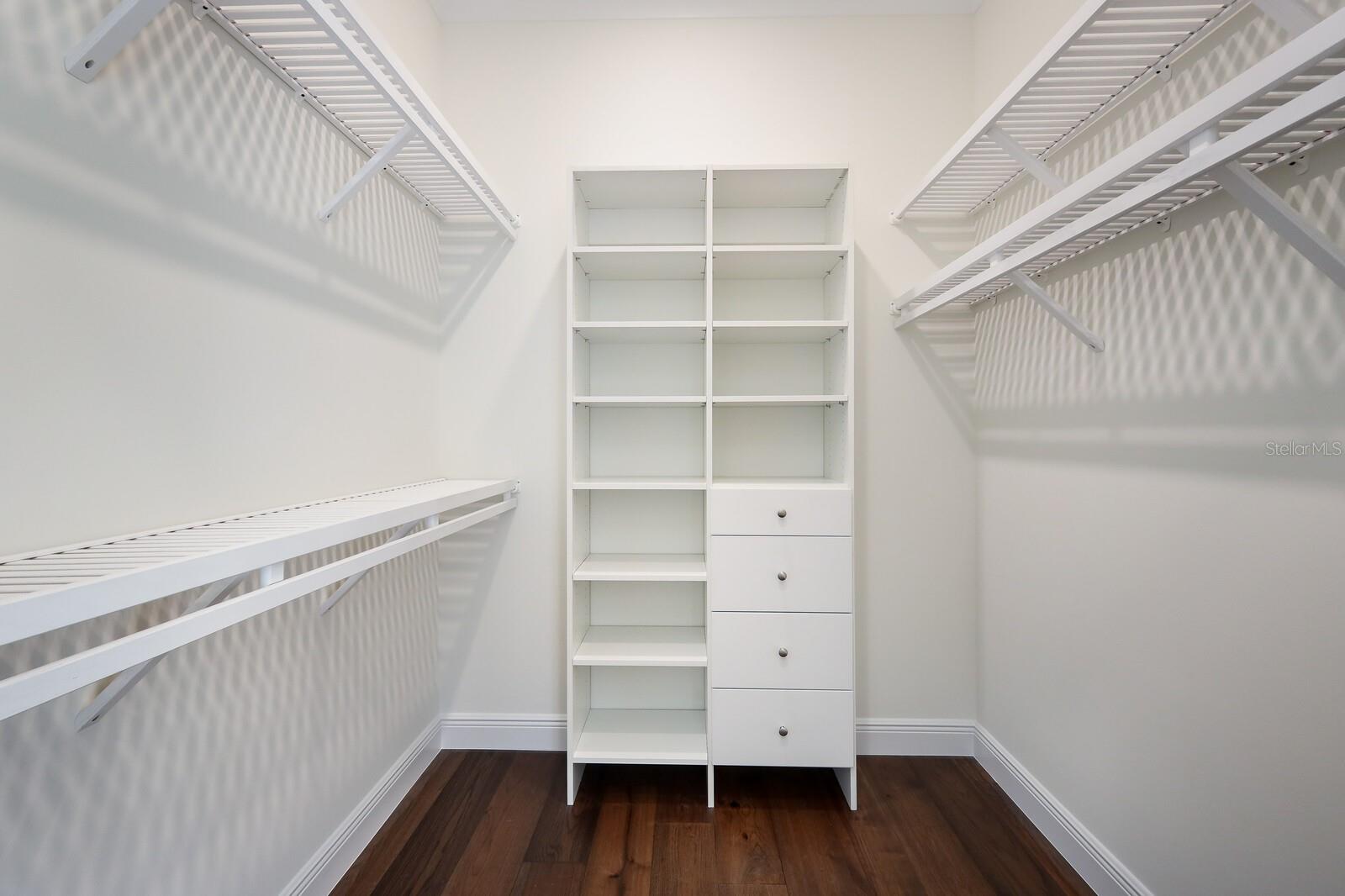 GRANADA SUB - Residential