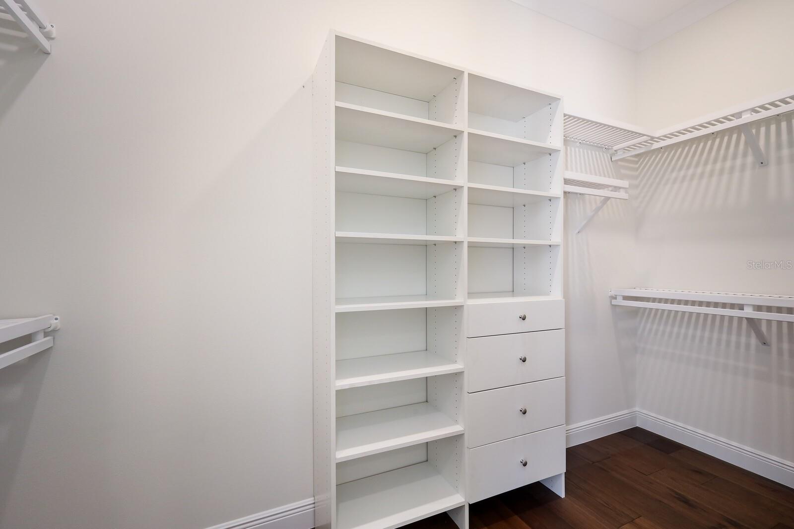 GRANADA SUB - Residential