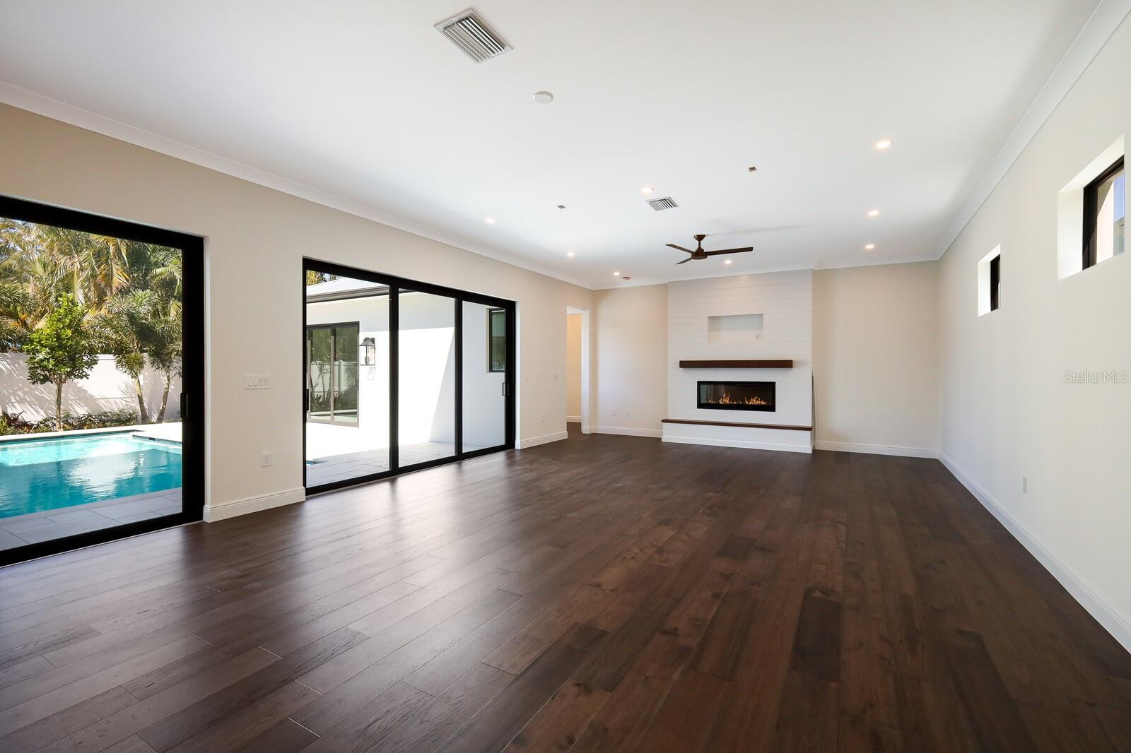 GRANADA SUB - Residential