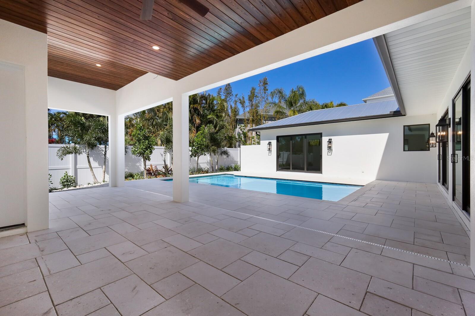 GRANADA SUB - Residential