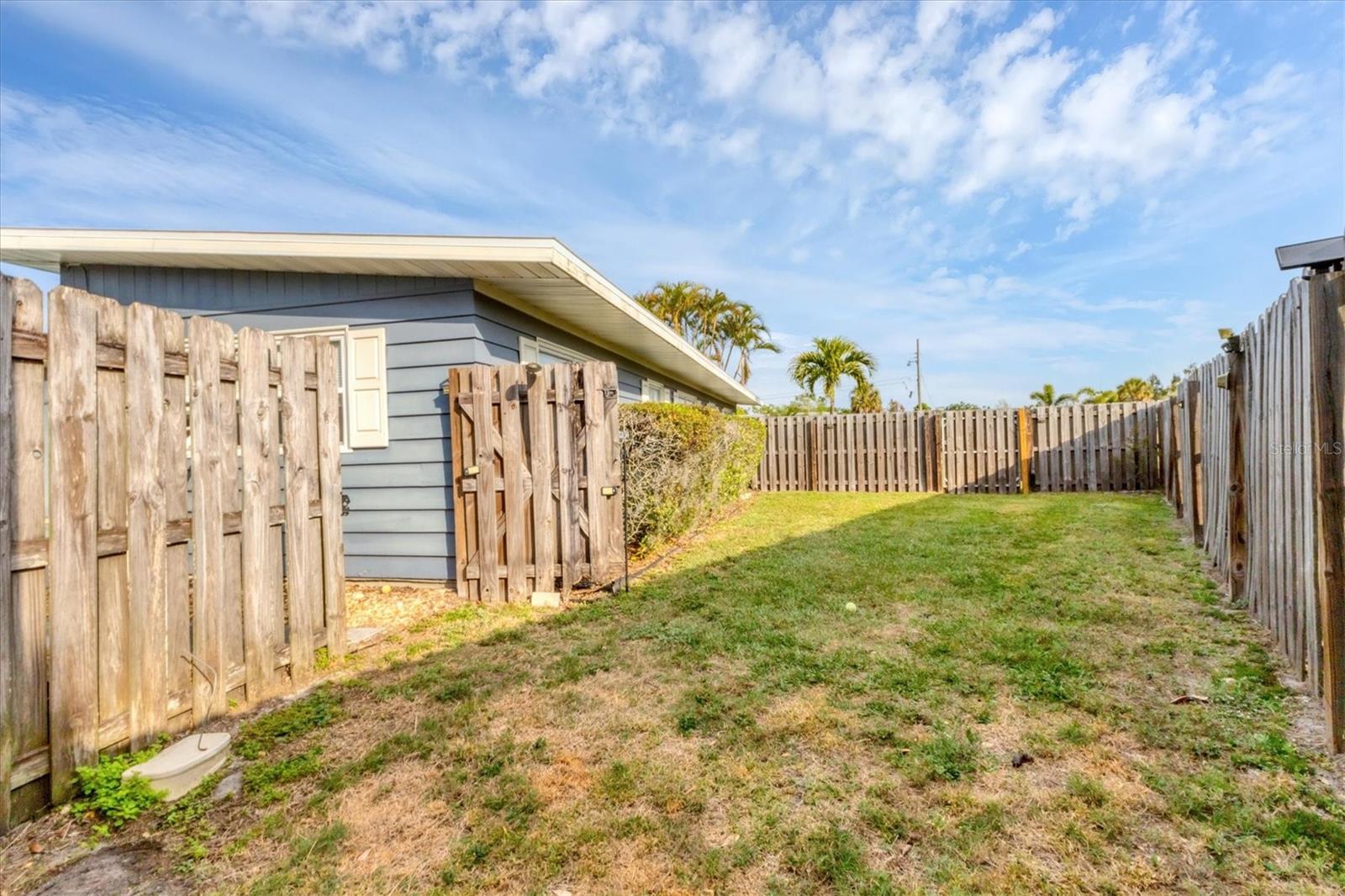 WHITFIELD COUNTRY CLUB HEIGHTS UN 1&2 - Residential