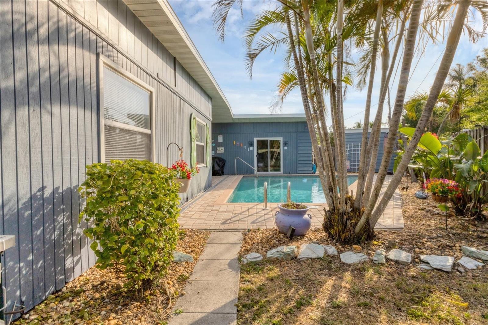 WHITFIELD COUNTRY CLUB HEIGHTS UN 1&2 - Residential