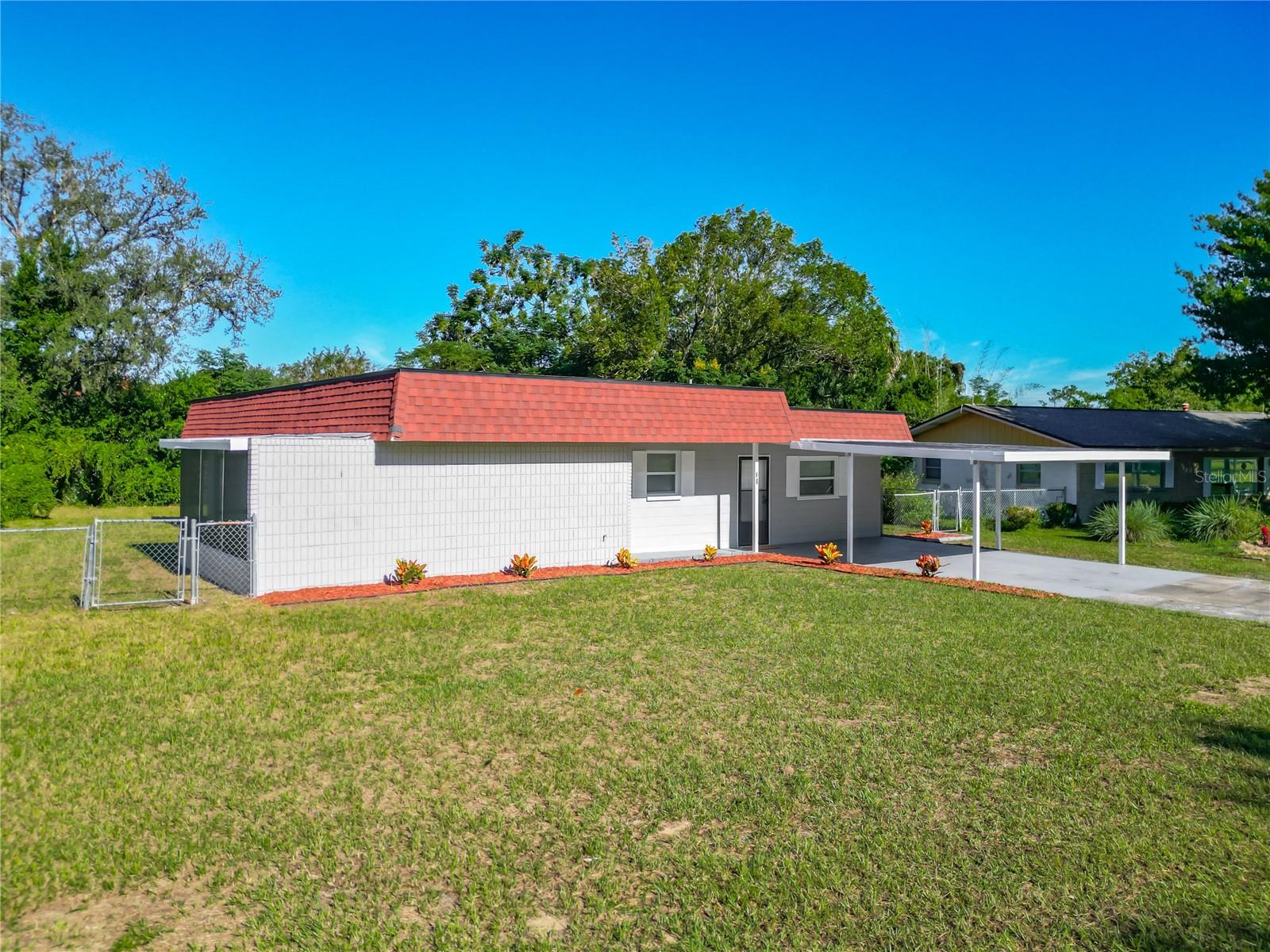 46 LAKE COURT LOOP