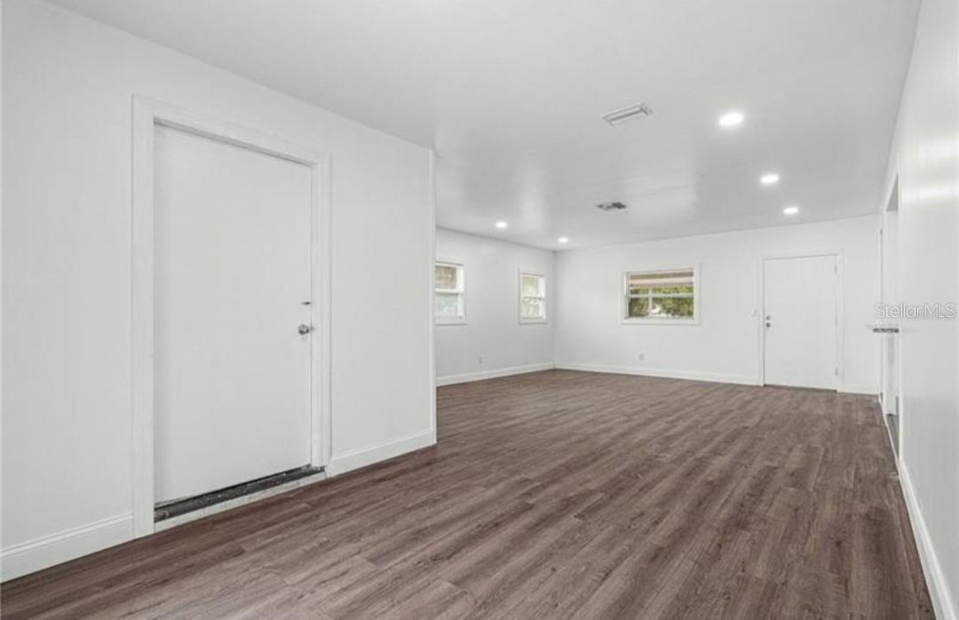 SILVER SPGS SHORES UN 02 - Residential