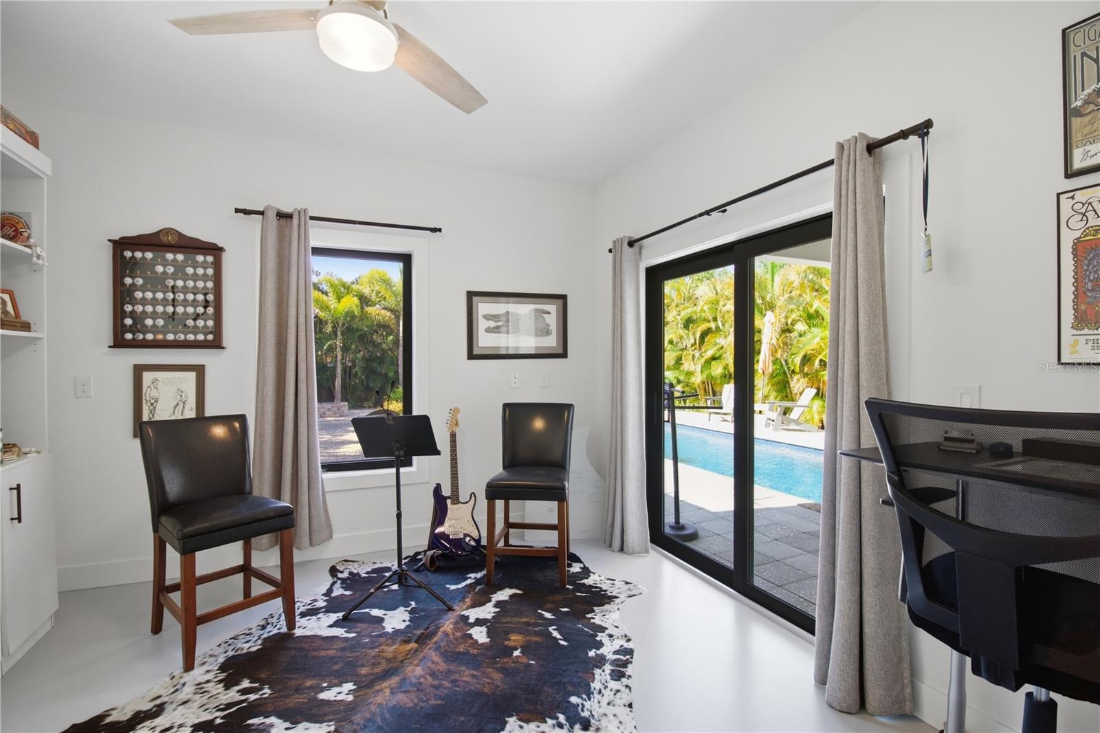 MANATEE GARDENS THIRD SEC - Residential
