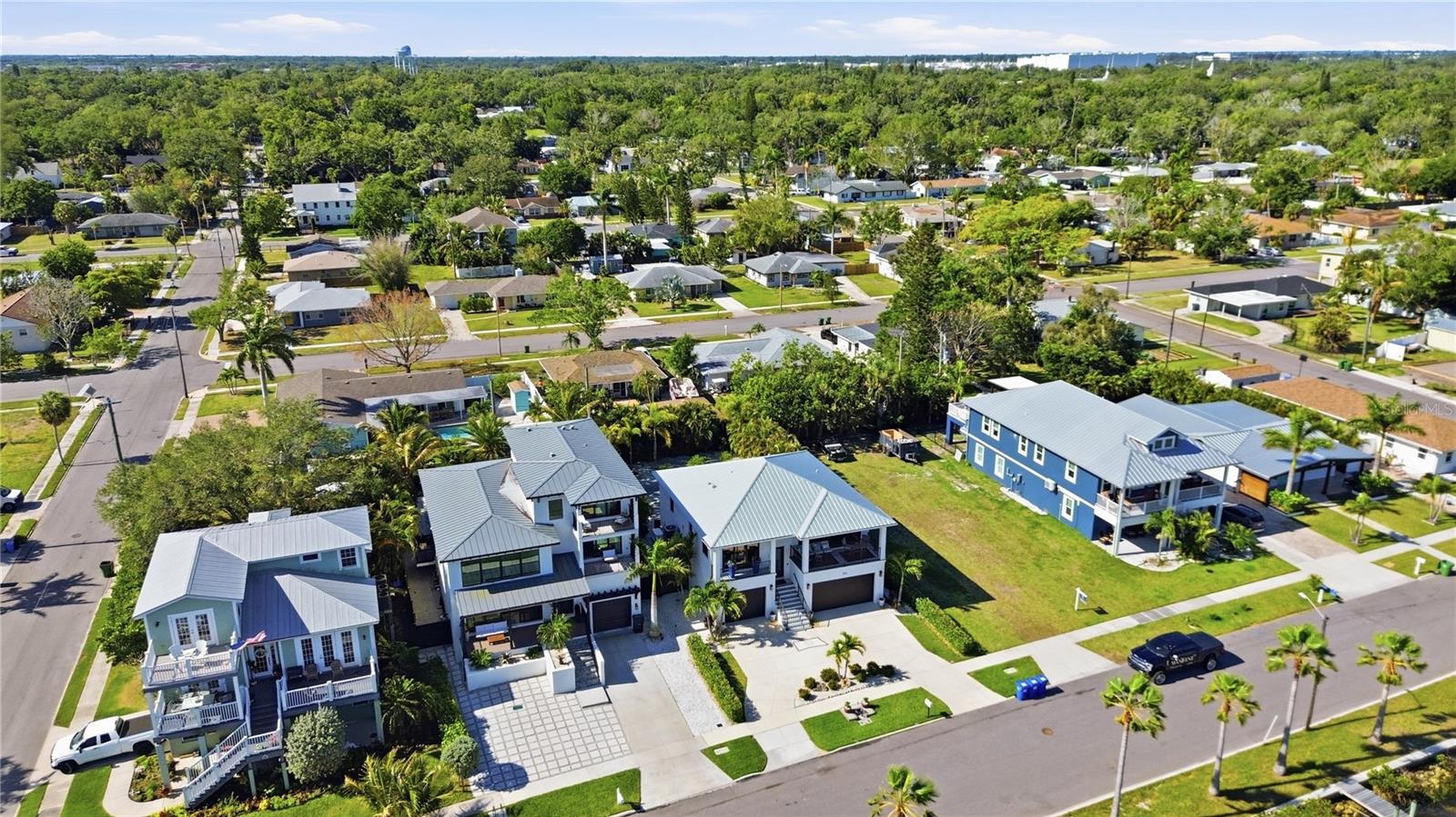 MANATEE GARDENS THIRD SEC - Residential