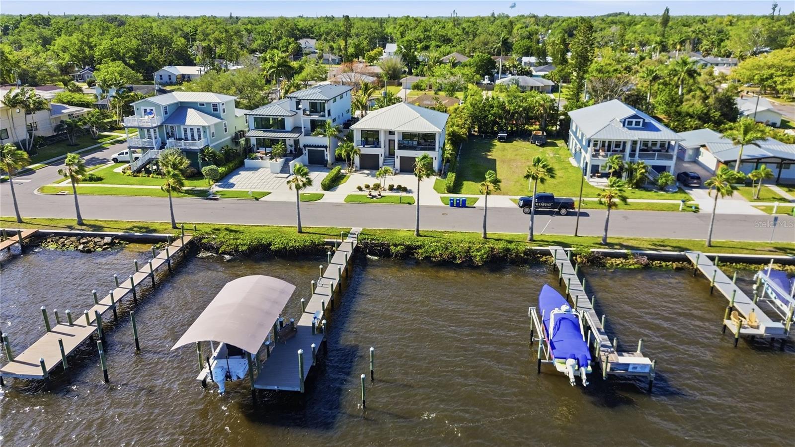 MANATEE GARDENS THIRD SEC - Residential