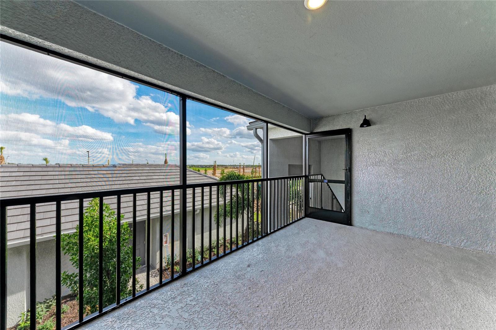 CALUSA COUNTRY CLUB - Residential Lease