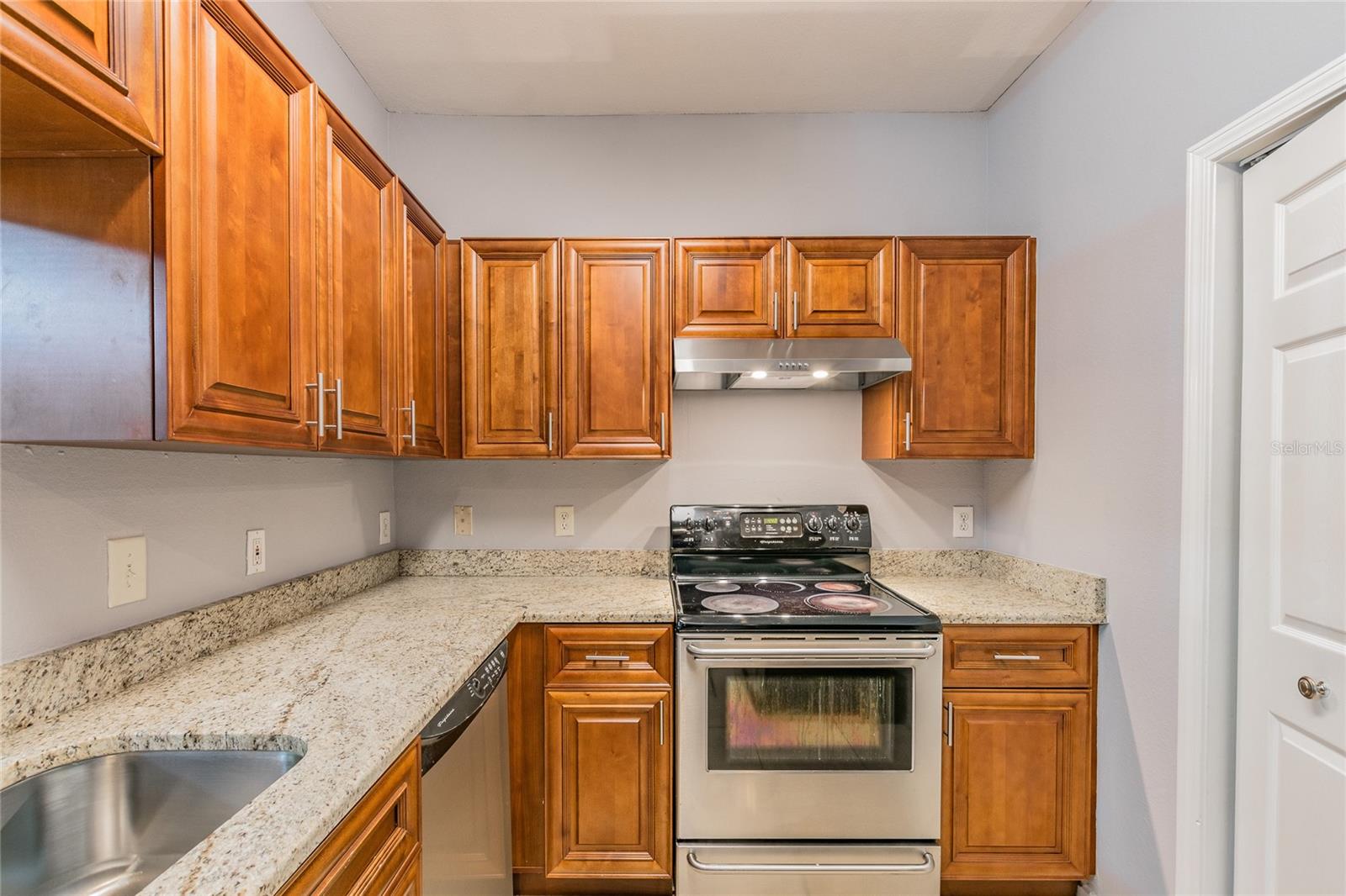 THE PRESERVE AT TEMPLE TERRACE - Residential Lease