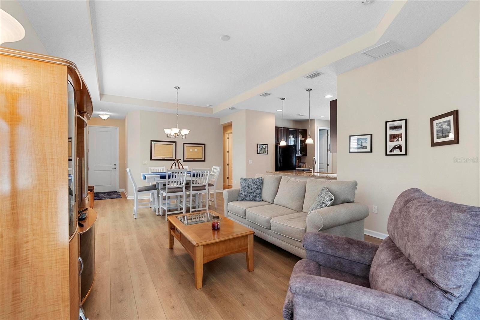 1088 AVERY MEADOWS WAY