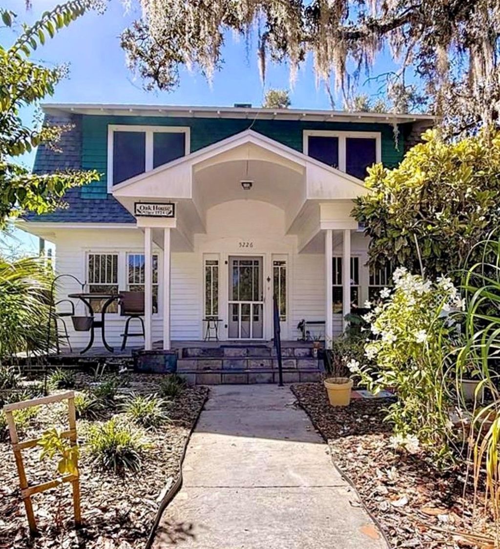 Photo of 5226 30th Avenue S, Gulfport, FL 33707 (MLS # TB8439437)