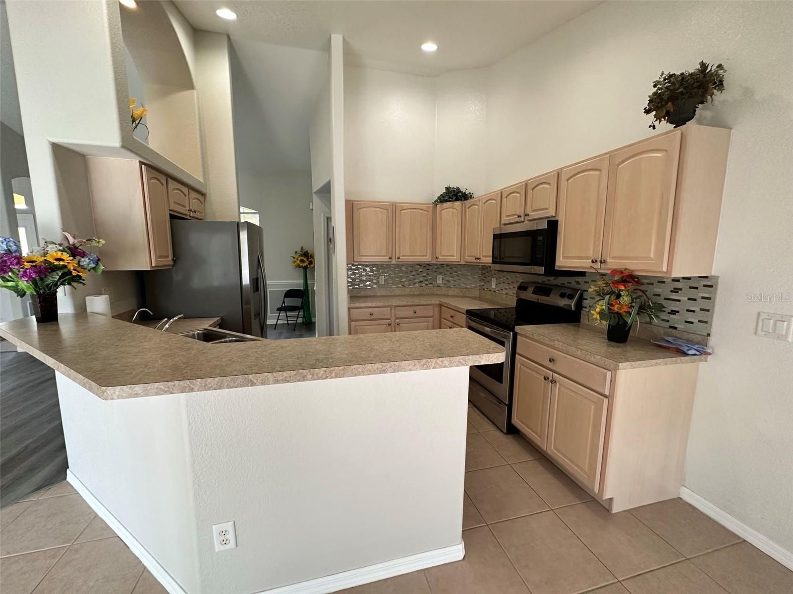 PORT CHARLOTTE SUB 14 - Residential Lease