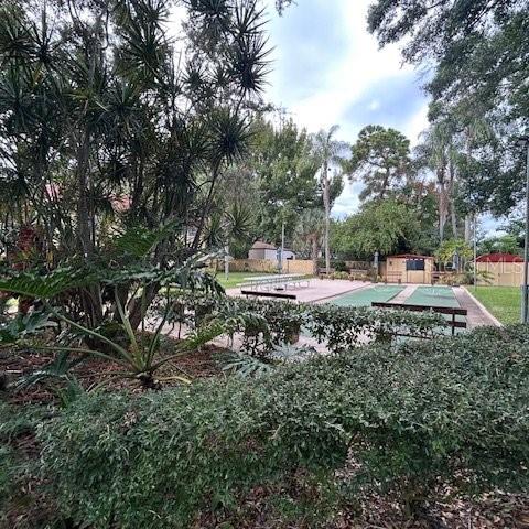 PENNWOOD MANOR - Residential Lease
