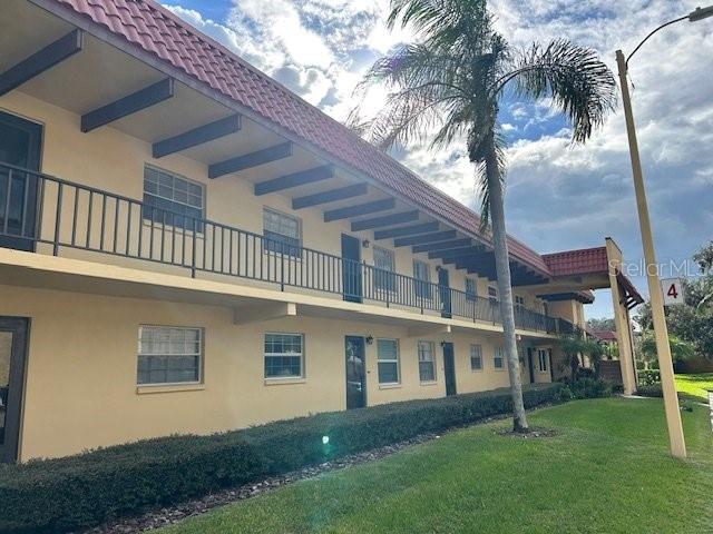 PENNWOOD MANOR - Residential Lease