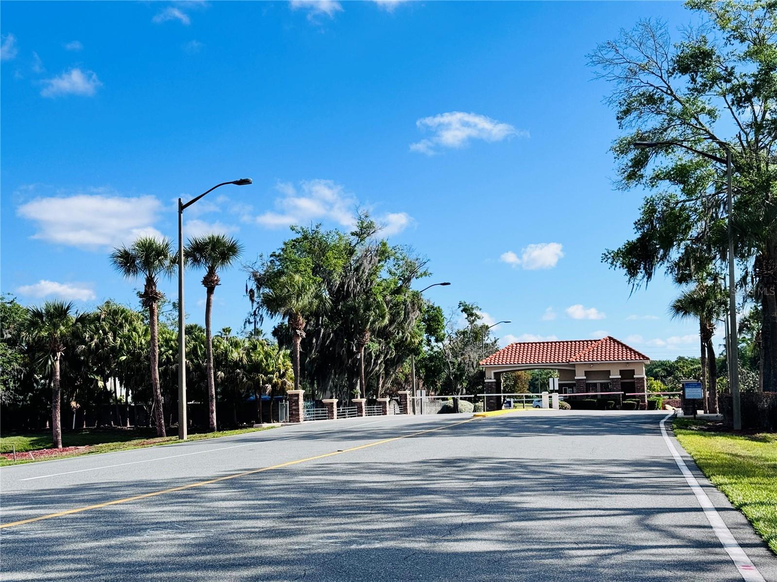 VENTURA VILLAGE PH 04 - Residential