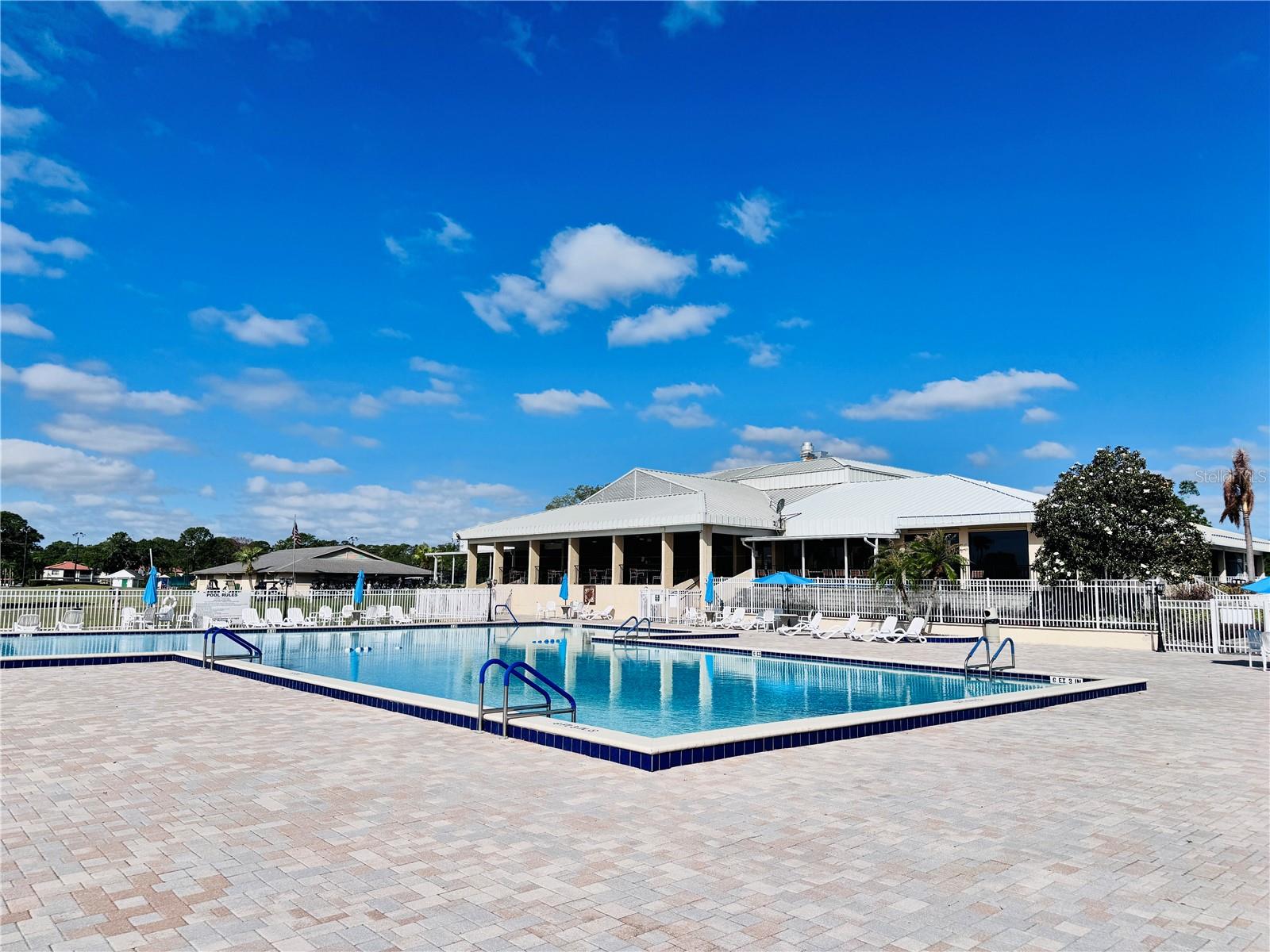 VENTURA VILLAGE PH 04 - Residential