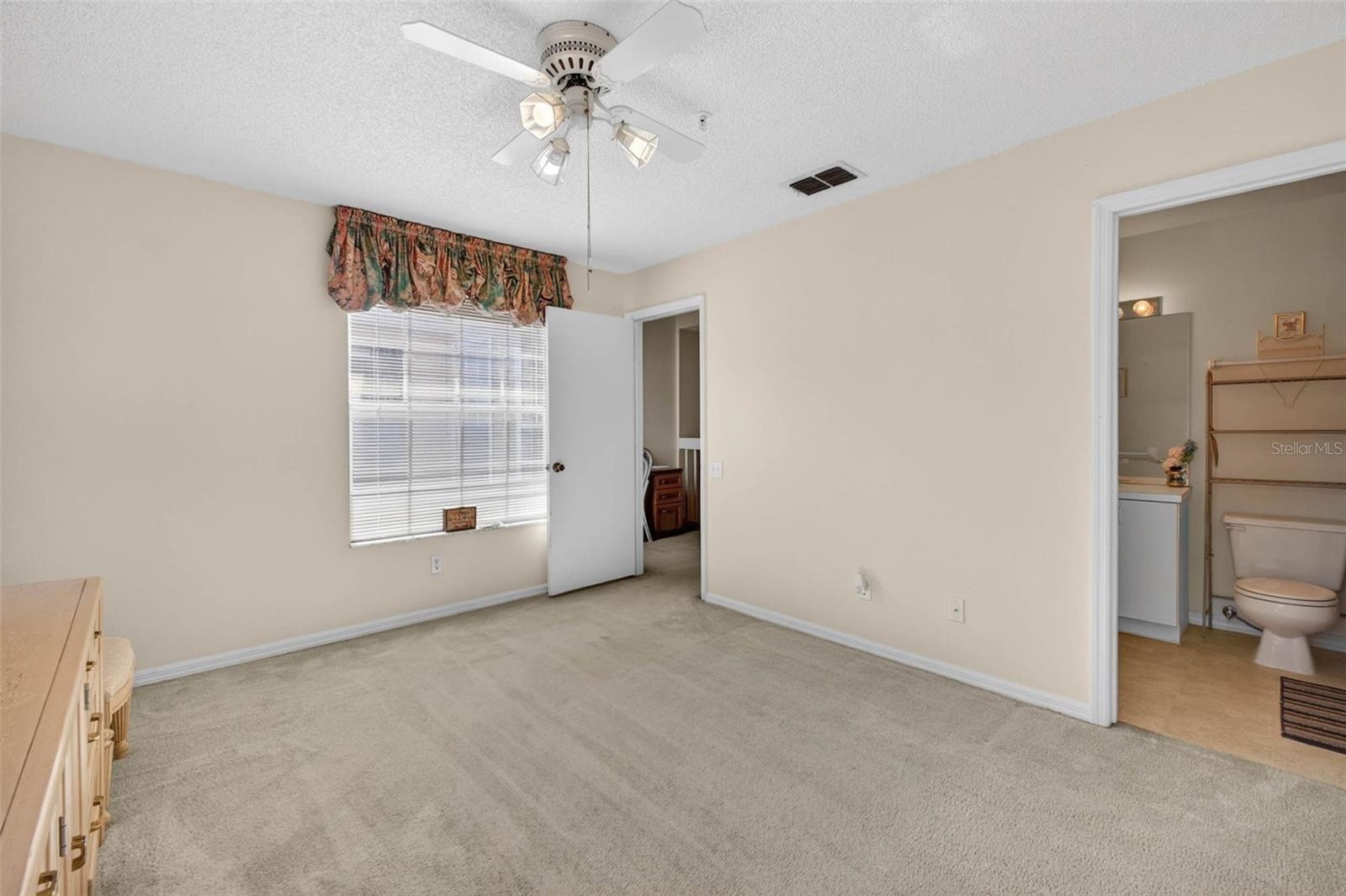 VENTURA VILLAGE PH 04 - Residential