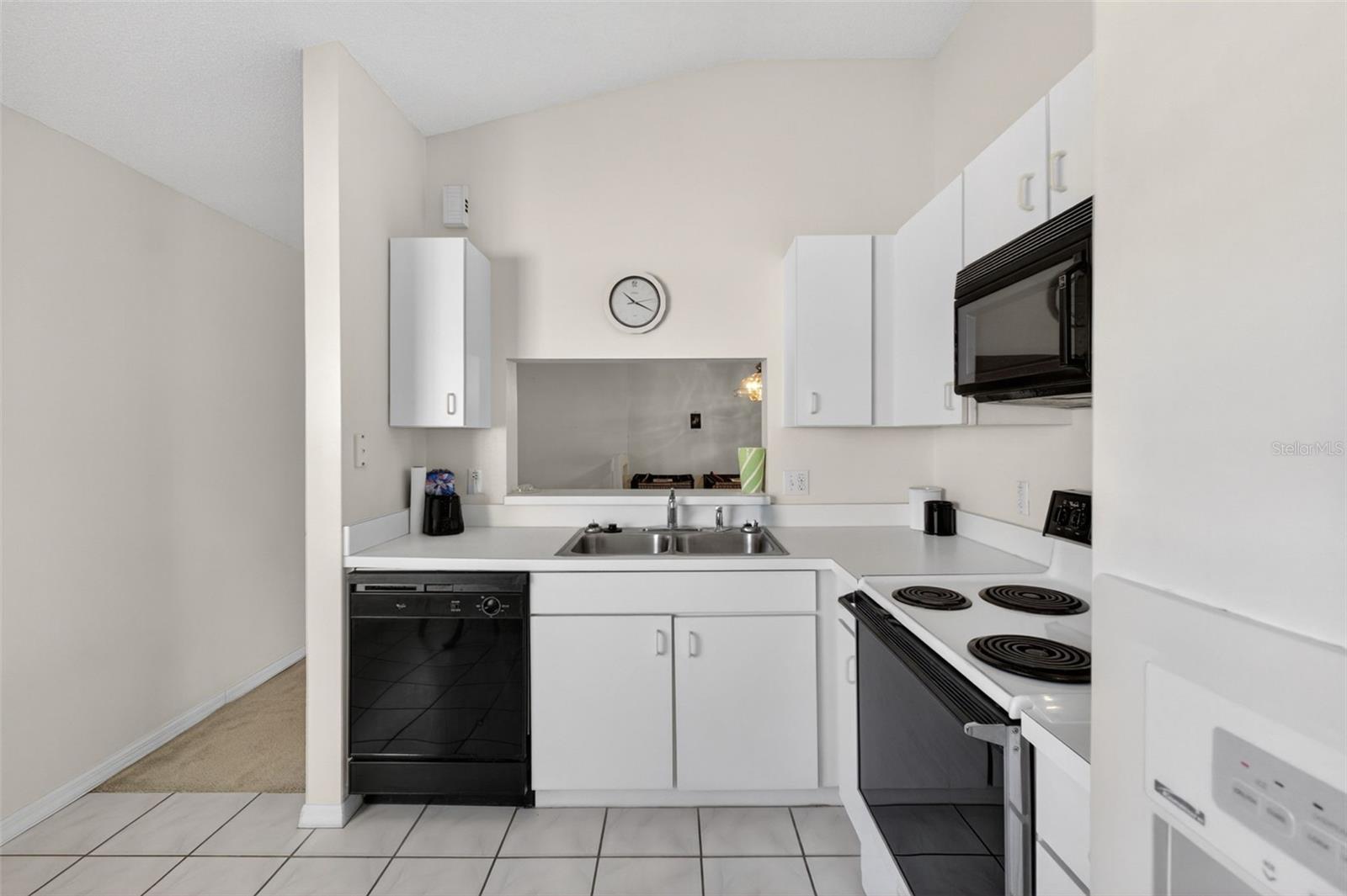 VENTURA VILLAGE PH 04 - Residential