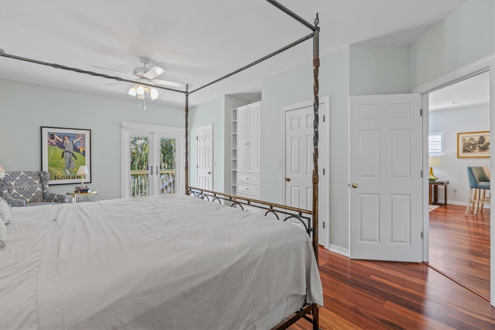 ROBERTS POINT 2 - Residential