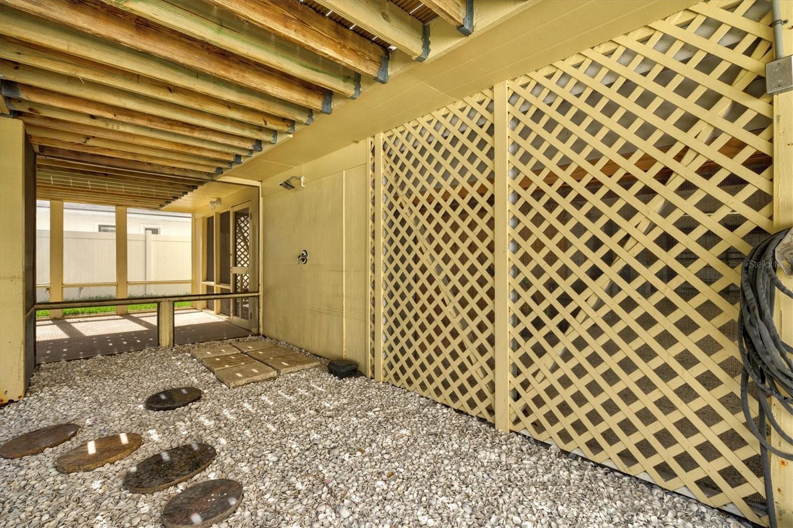 ROBERTS POINT 2 - Residential