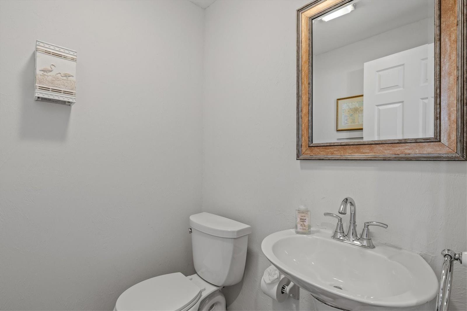 ROBERTS POINT 2 - Residential