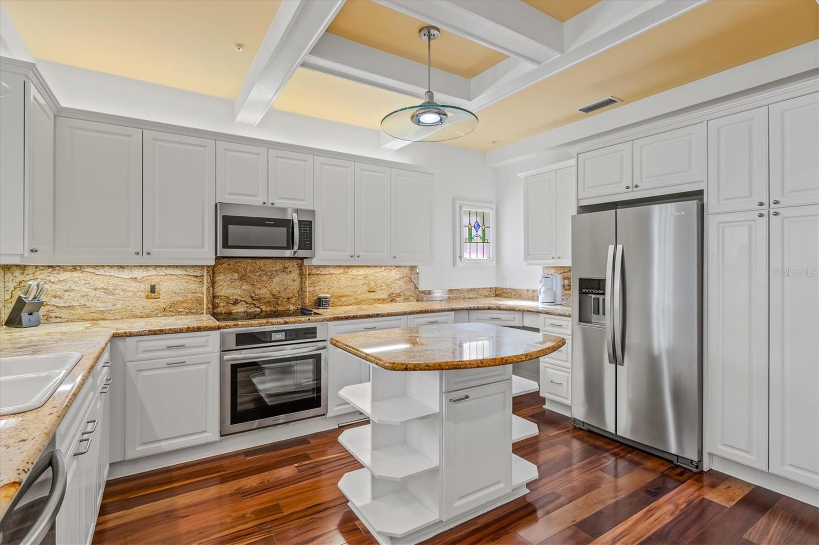 ROBERTS POINT 2 - Residential