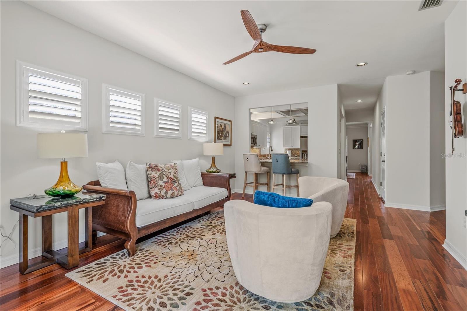 ROBERTS POINT 2 - Residential