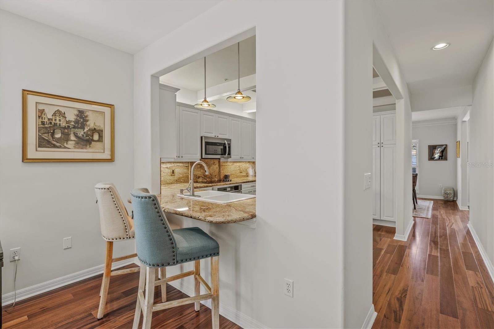 ROBERTS POINT 2 - Residential