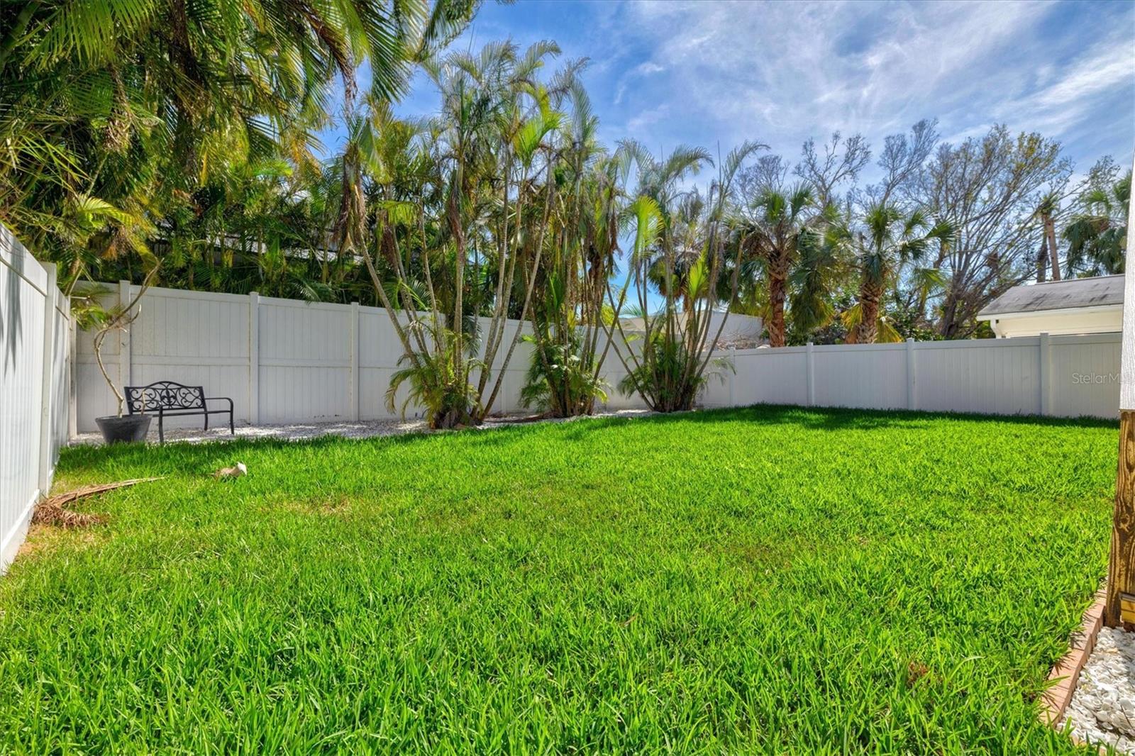 ROBERTS POINT 2 - Residential