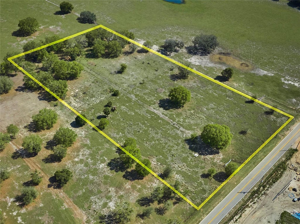 Photo of 386 Capps Road, Lake Wales, FL 33898 (MLS # P4939854)