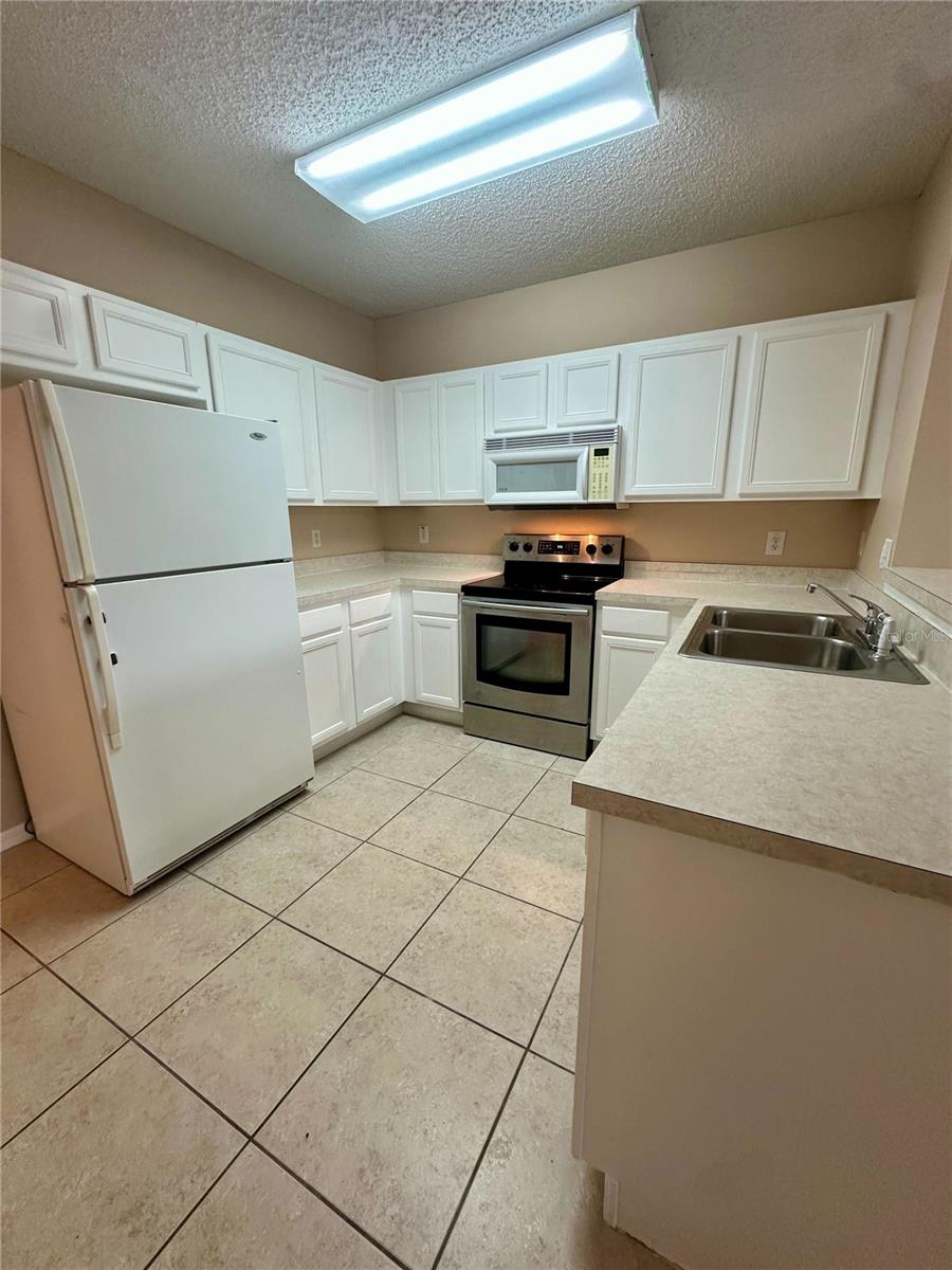 6002 OSPREY LAKE CIRCLE