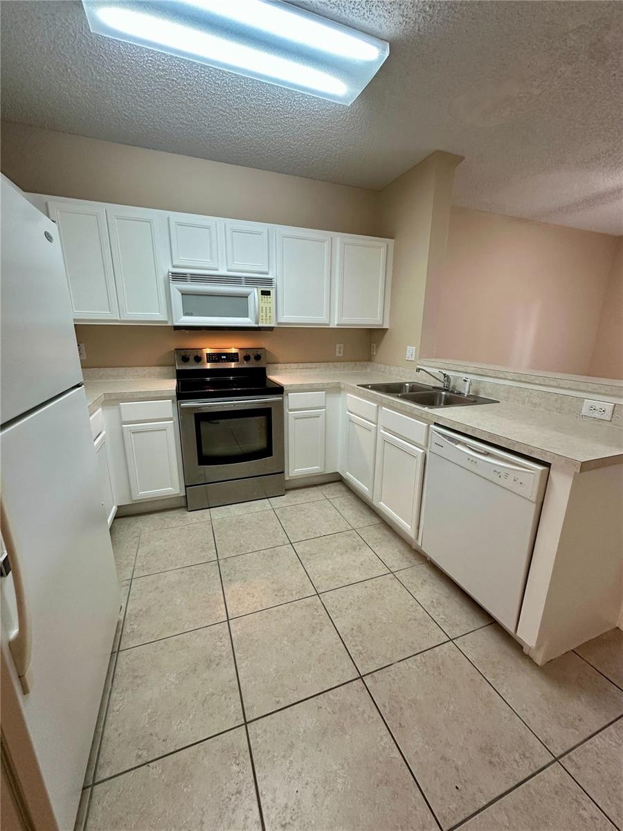 6002 OSPREY LAKE CIRCLE