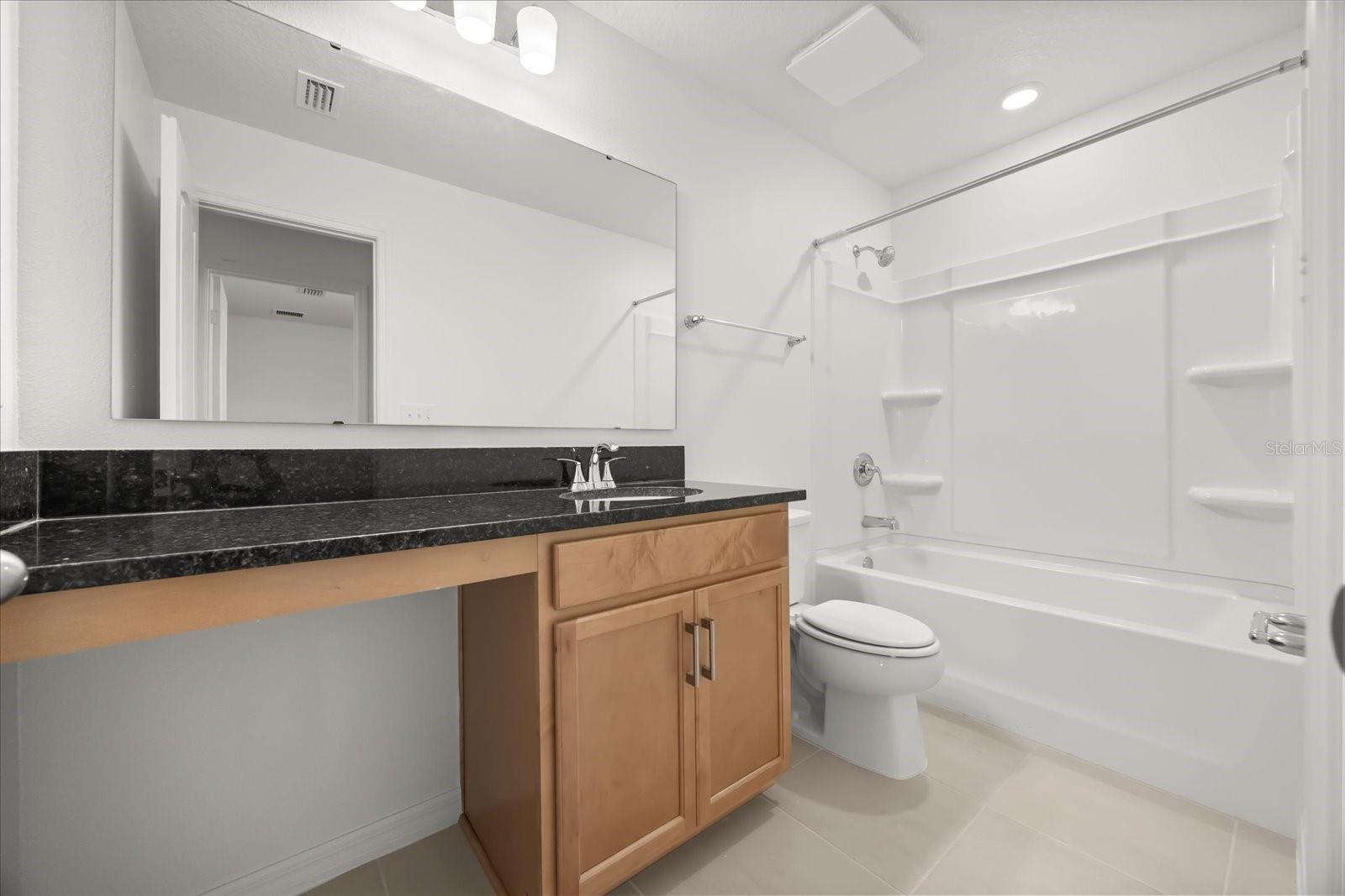 HICKORY RANCH - Residential