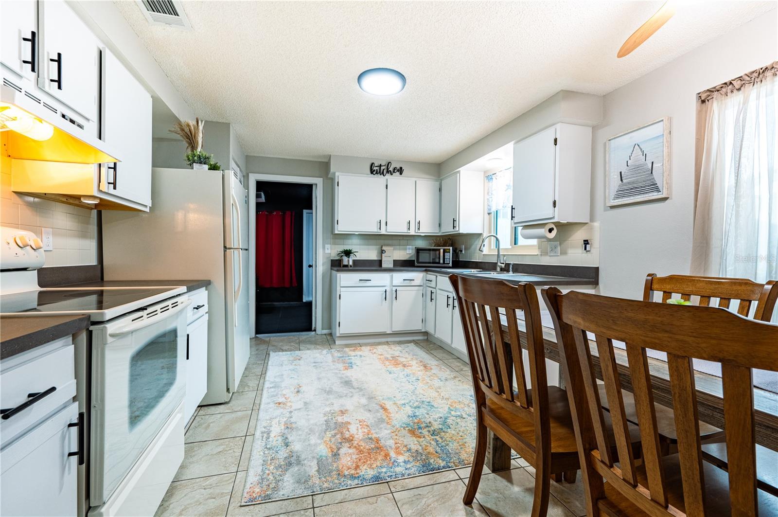 CORDOVA LAKES - Residential