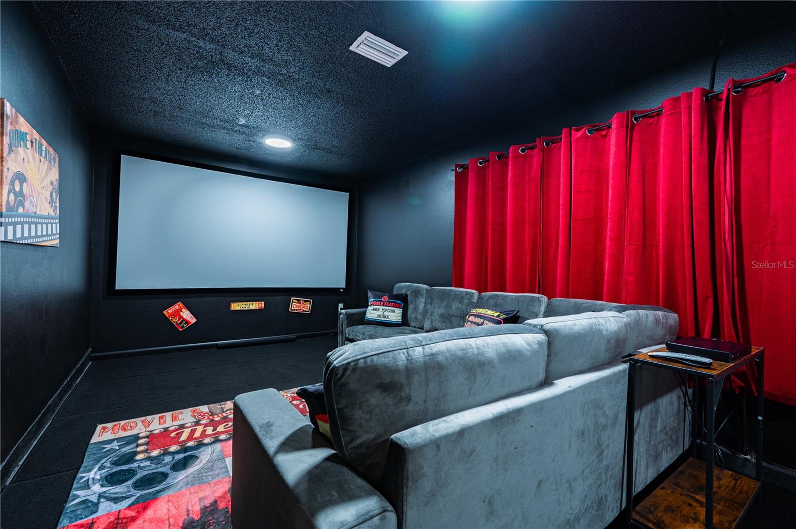 CORDOVA LAKES - Residential