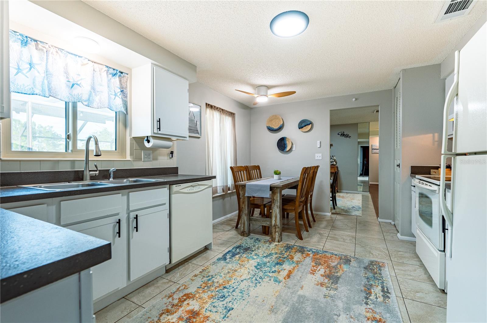 CORDOVA LAKES - Residential