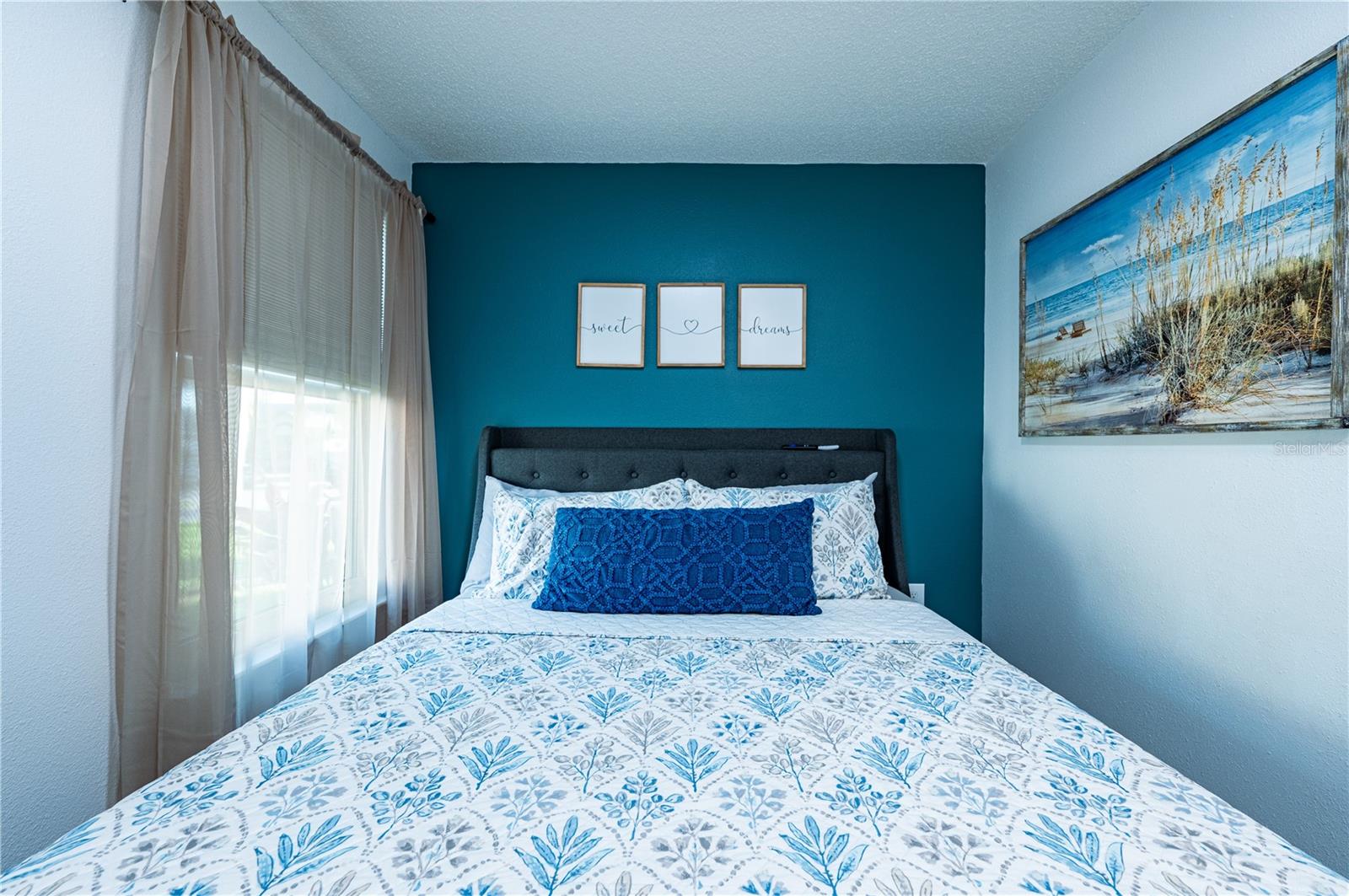 CORDOVA LAKES - Residential