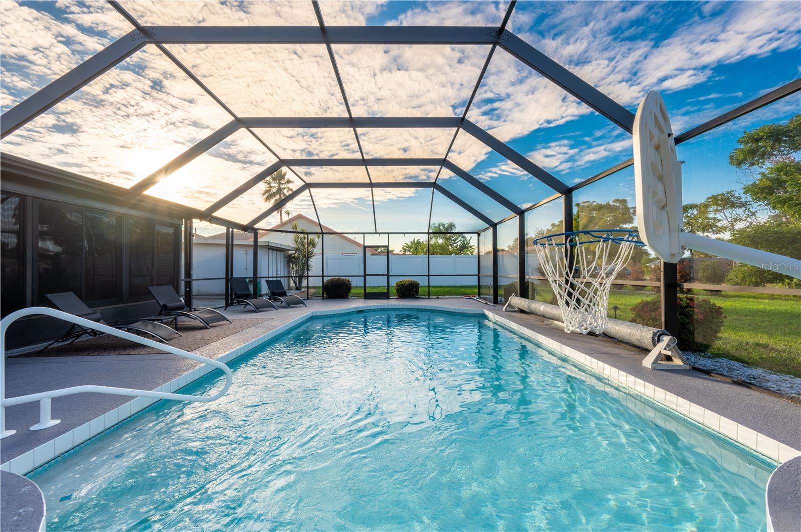 CORDOVA LAKES - Residential