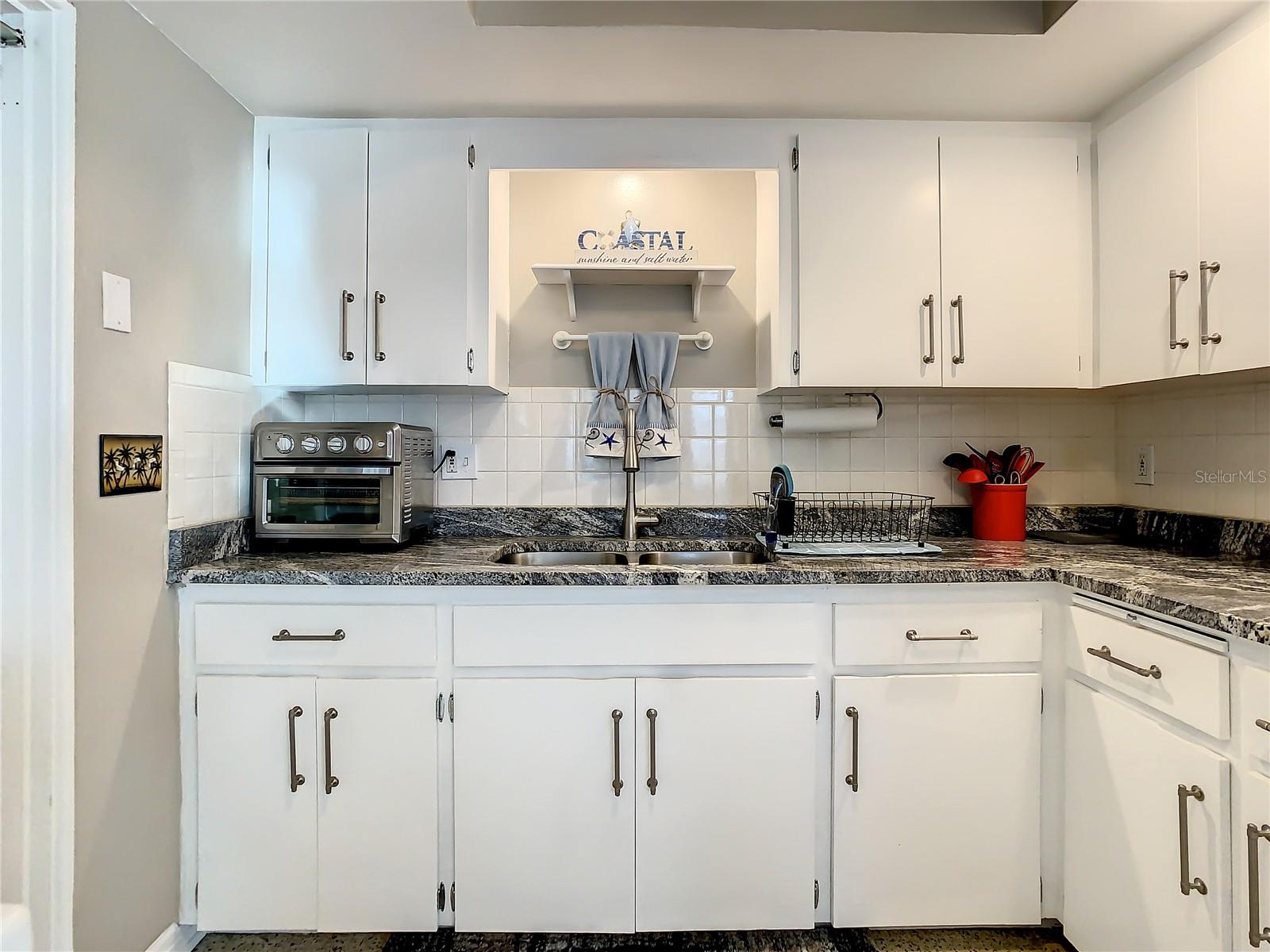 SURFSIDE SUB 2 - Residential Lease