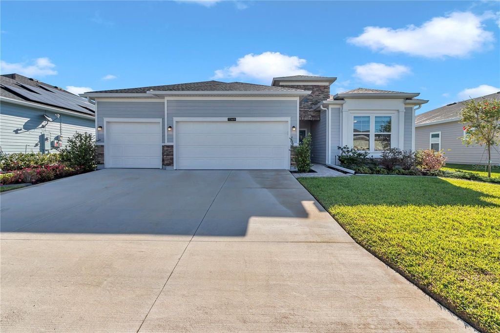 Photo of 7369 SW 77th Avenue, Ocala, FL 34481 (MLS # O6395381)